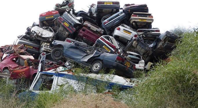 Auto Recycler for the Broken Vehicle