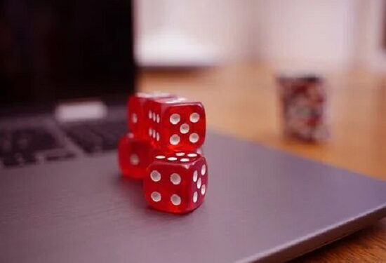 How much money is needed for online gambling?