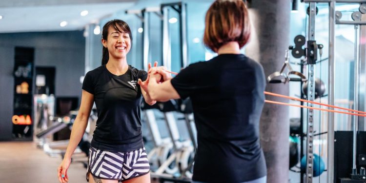 Injury-Smart Coaching: When Fitness Trainers in Singapore Collaborate with Physios