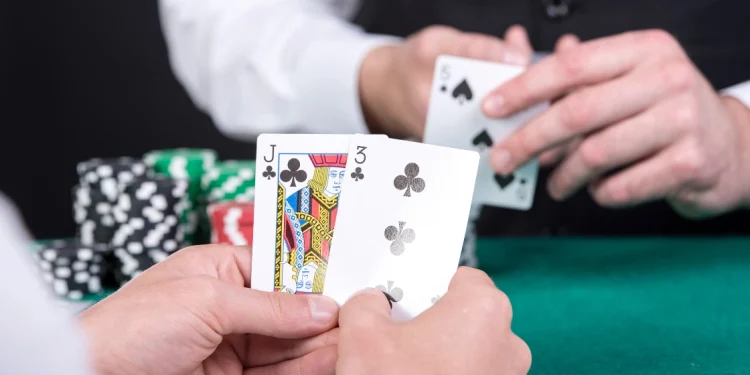 What are ways to reward top players in casino challenges?