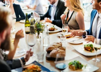 The Best Strategies for Booking Group Dinners in a New City